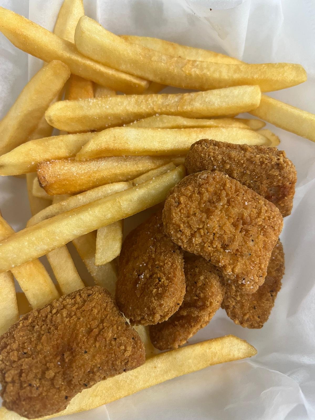 Chicken Nuggets (6pcs)